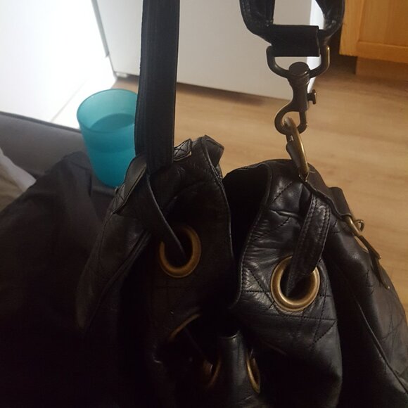 Christian Dior lamb skin cushion cut bag with bronze hardware - Picture 4 of 5